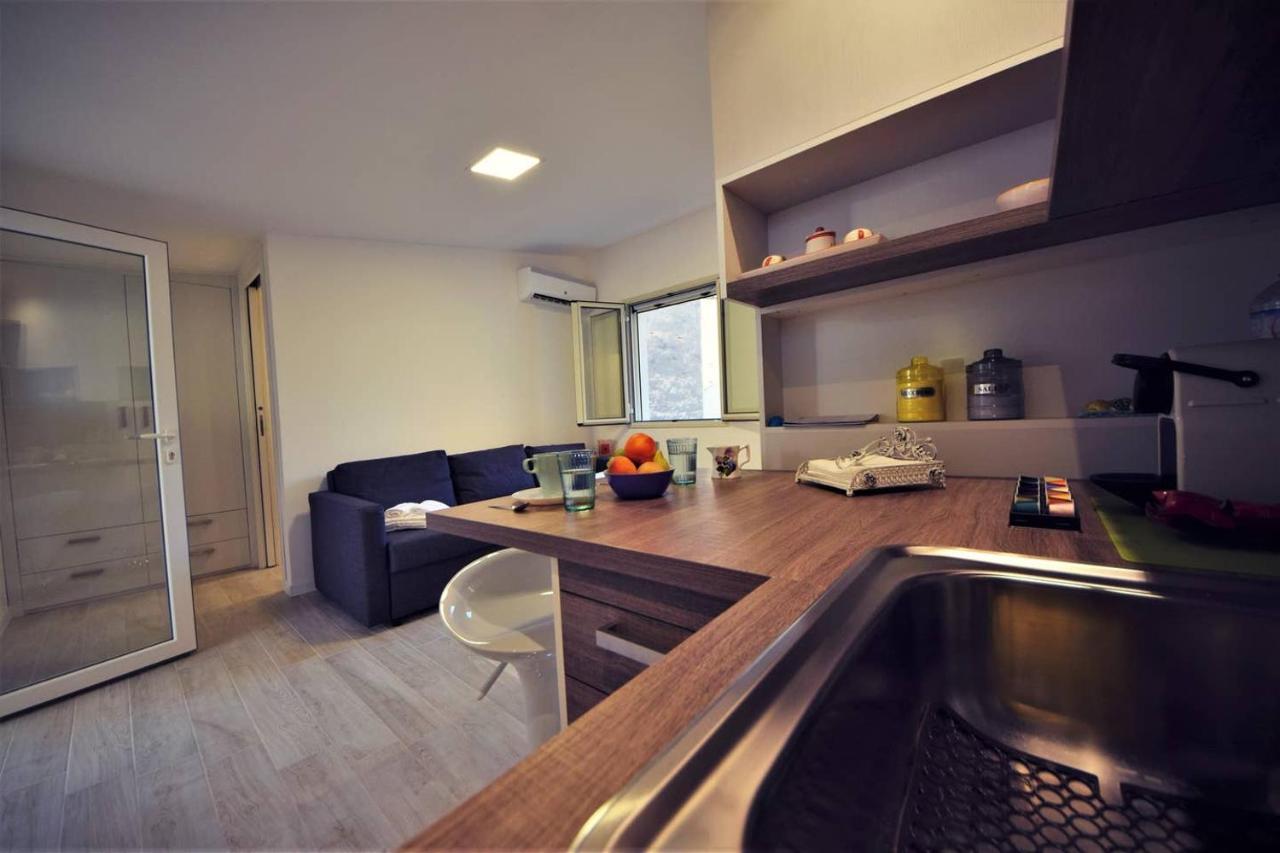 Lo Duca Apartments Чефалу Экстерьер фото